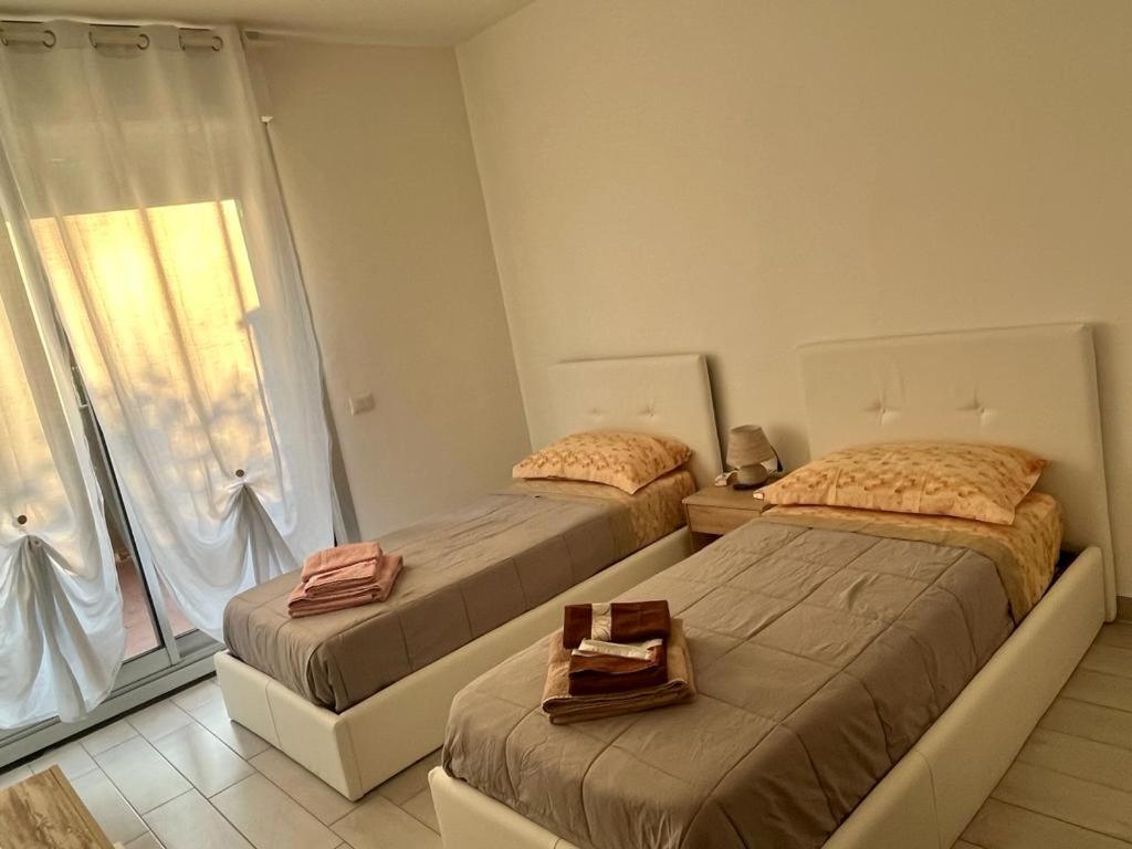 Einaudi Apartment Колоньо-Монцезе Экстерьер фото
