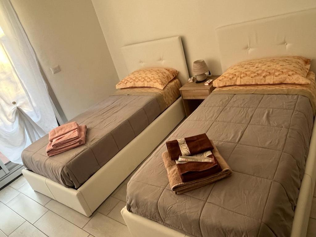Einaudi Apartment Колоньо-Монцезе Экстерьер фото